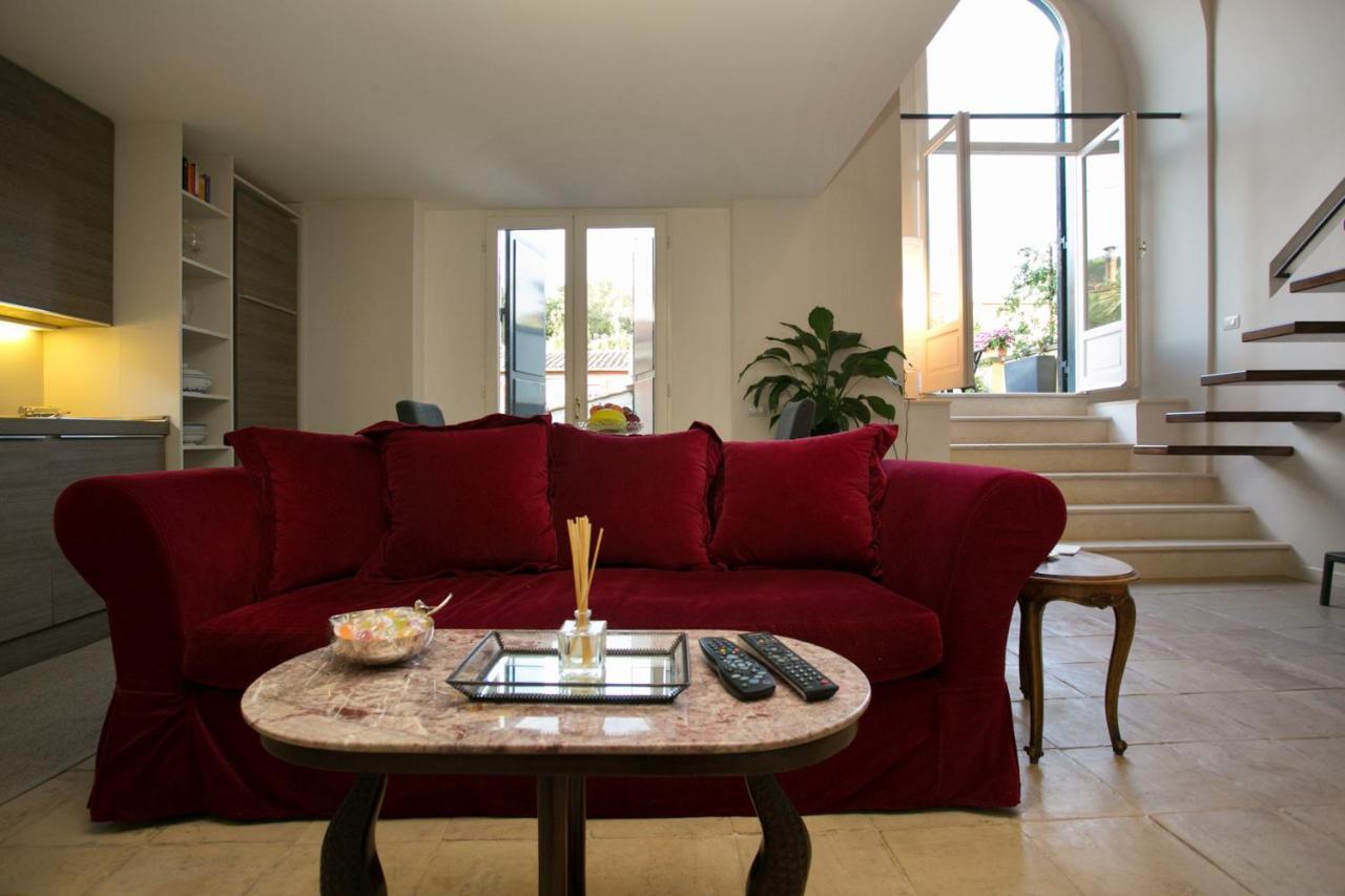 Your Prestigious Penthouse At The Spanish Steps Rom