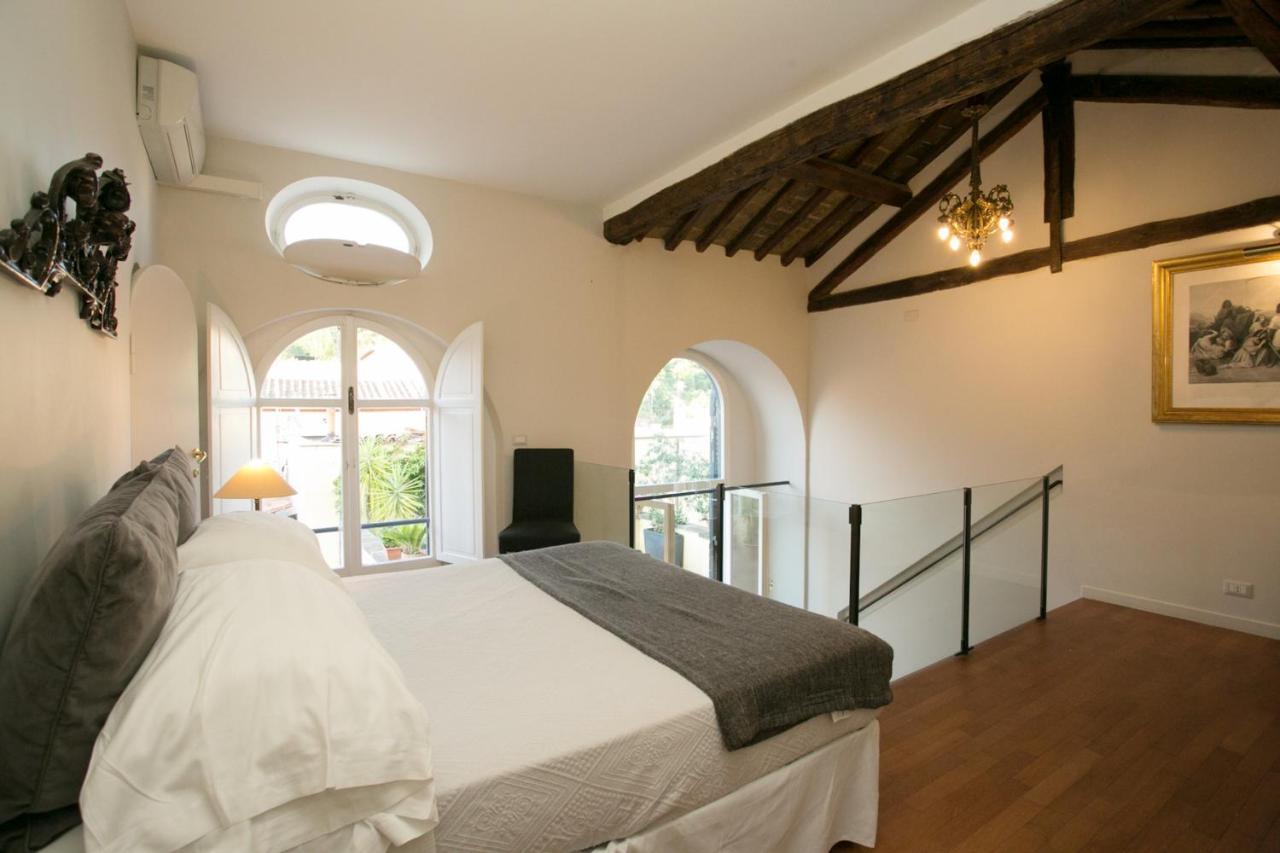 Lejlighed Your Prestigious Penthouse At The Spanish Steps